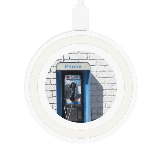 Retro Phone Booth Wireless Charging Pad – Vintage Tech Gadget